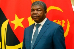 Dívida de Angola para com a China reduziu de 10 mil milhões para 8 mil milhões de dólares